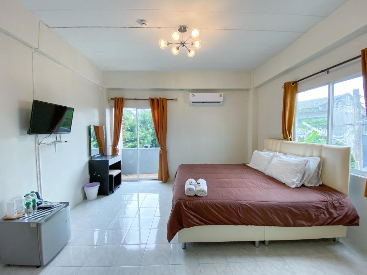 Uh Hostel Банг Саен Экстерьер фото